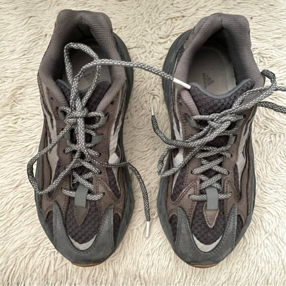 adidas Yeezy Boost 700 V2 Sneakers - Women's 7 / Men's 6 (2019) - Picture 9 of 12